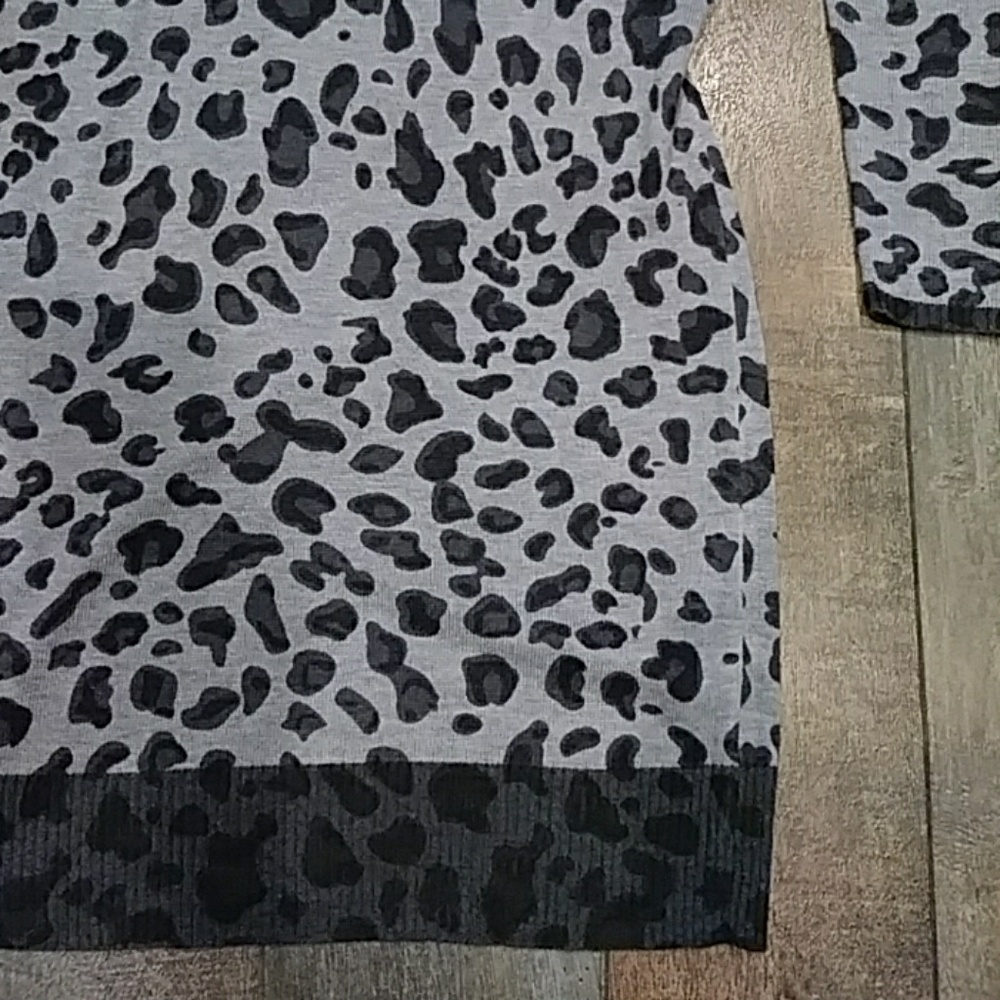 Carmen Marc Valvo sweater dress - Picture 4 of 4